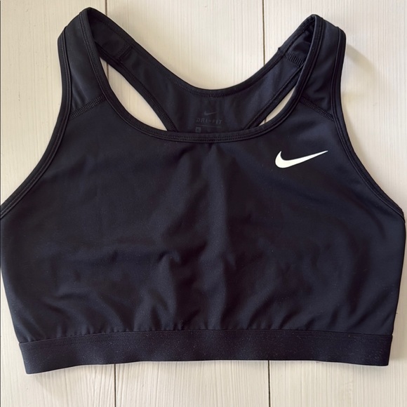 Nike Swoosh Women's Black Dri-Fit Sports Bra - Picture 1 of 2